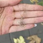 گردنبند لیزری مدل پروانه - Image 4